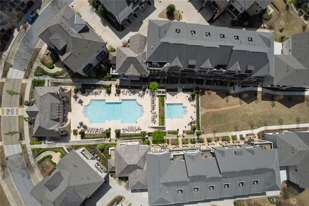6739 Encore Boulevard, Atlanta, Georgia 30328, 3 Bedrooms Bedrooms, ,3 BathroomsBathrooms,Residential,Sold,6739 Encore Boulevard,7545284