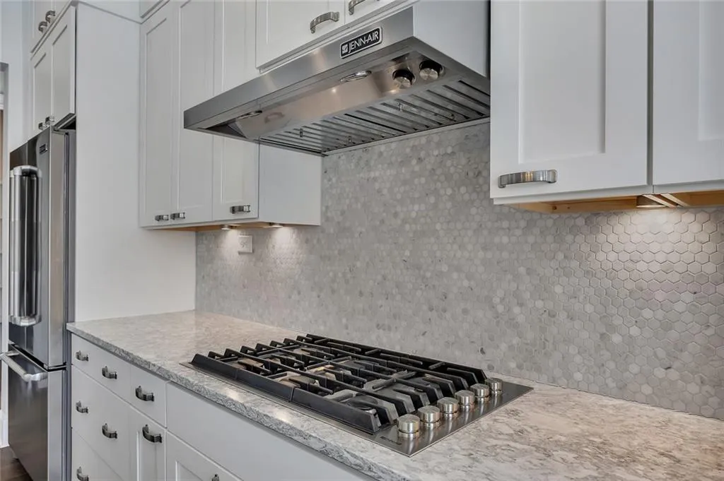 6739 Encore Boulevard, Atlanta, Georgia 30328, 3 Bedrooms Bedrooms, ,3 BathroomsBathrooms,Residential,Sold,6739 Encore Boulevard,7545284