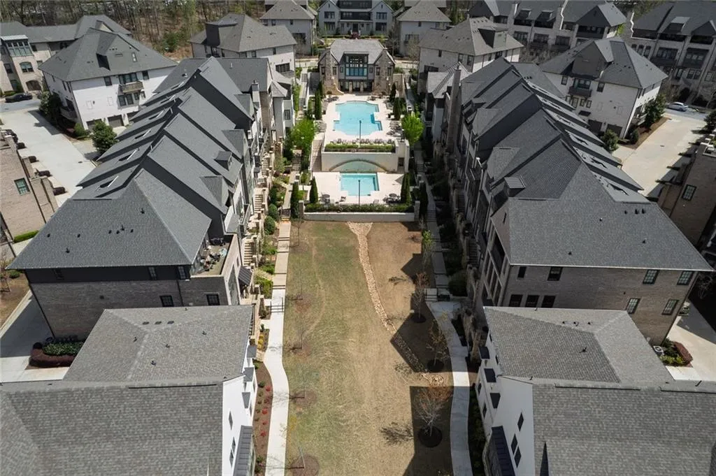 6739 Encore Boulevard, Atlanta, Georgia 30328, 3 Bedrooms Bedrooms, ,3 BathroomsBathrooms,Residential,Sold,6739 Encore Boulevard,7545284