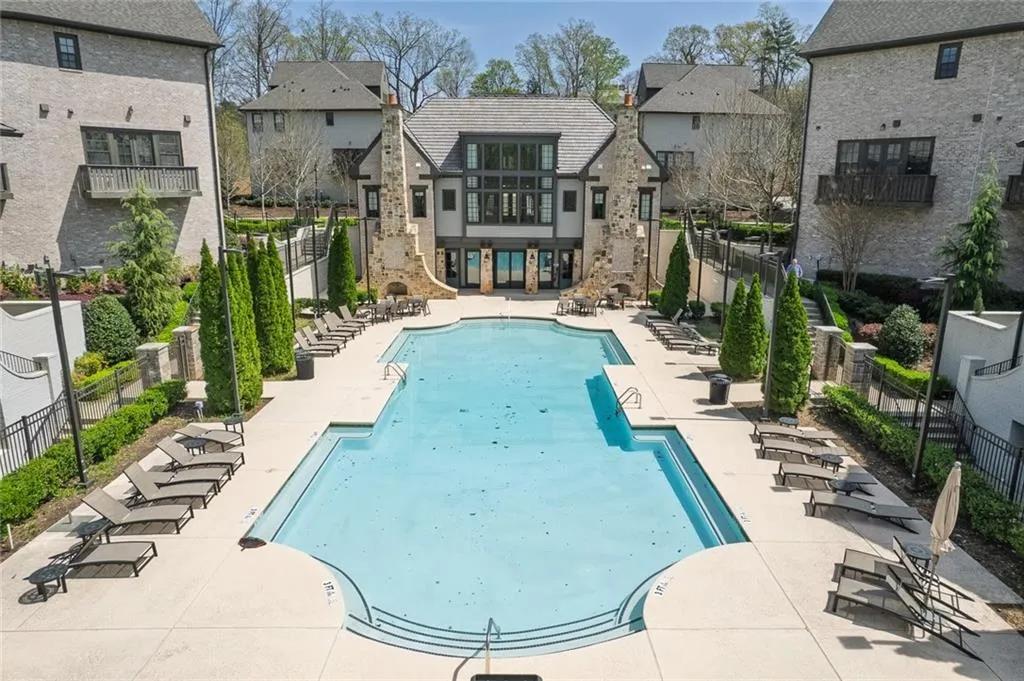 6739 Encore Boulevard, Atlanta, Georgia 30328, 3 Bedrooms Bedrooms, ,3 BathroomsBathrooms,Residential,Sold,6739 Encore Boulevard,7545284