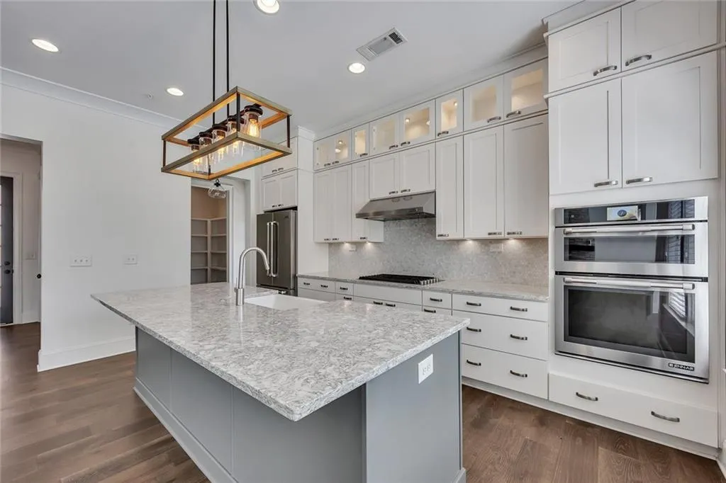6739 Encore Boulevard, Atlanta, Georgia 30328, 3 Bedrooms Bedrooms, ,3 BathroomsBathrooms,Residential,Sold,6739 Encore Boulevard,7545284