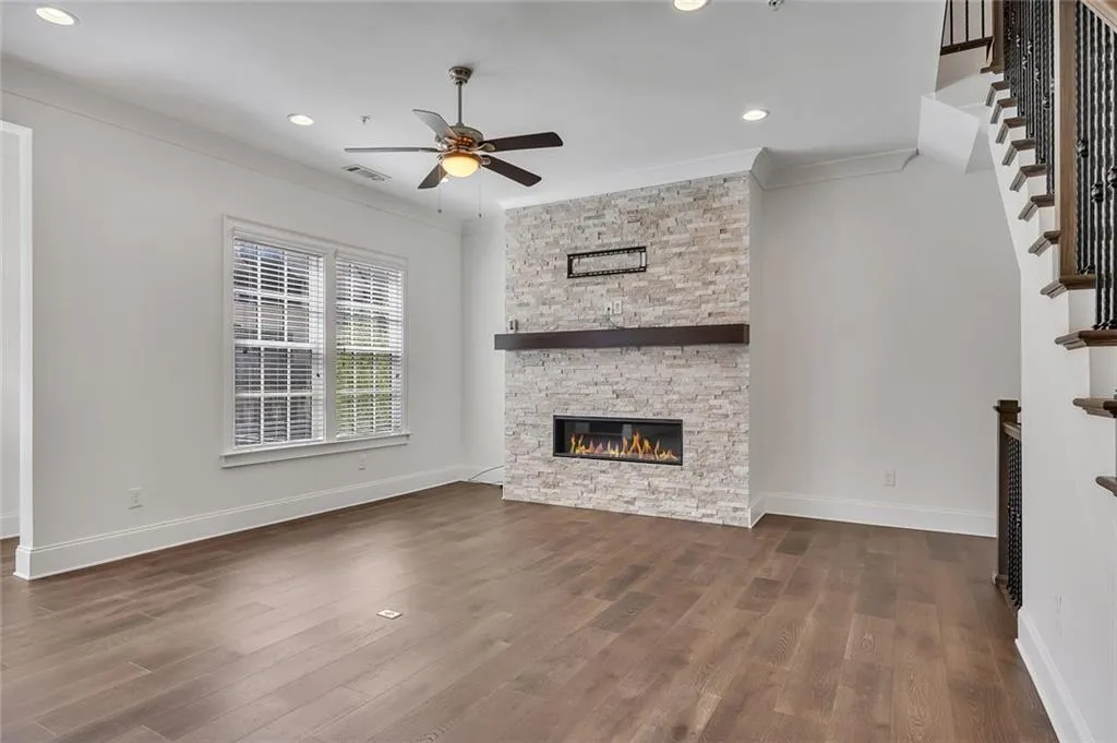 6739 Encore Boulevard, Atlanta, Georgia 30328, 3 Bedrooms Bedrooms, ,3 BathroomsBathrooms,Residential,Sold,6739 Encore Boulevard,7545284