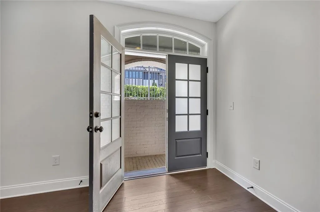 6739 Encore Boulevard, Atlanta, Georgia 30328, 3 Bedrooms Bedrooms, ,3 BathroomsBathrooms,Residential,Sold,6739 Encore Boulevard,7545284