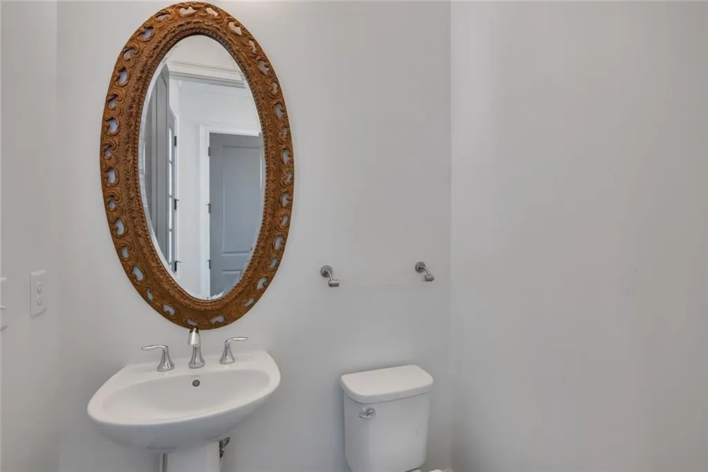 6739 Encore Boulevard, Atlanta, Georgia 30328, 3 Bedrooms Bedrooms, ,3 BathroomsBathrooms,Residential,Sold,6739 Encore Boulevard,7545284