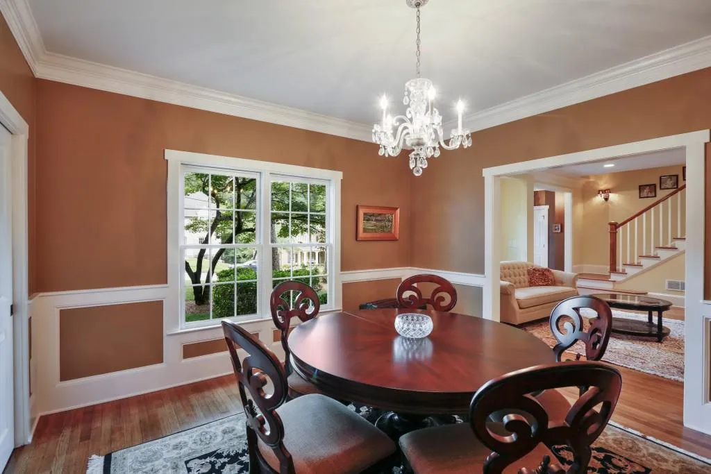 2211 Riada Drive Nw, Atlanta, Georgia 30305, 5 Bedrooms Bedrooms, ,3 BathroomsBathrooms,Residential,Sold,2211 Riada Drive Nw,5709703