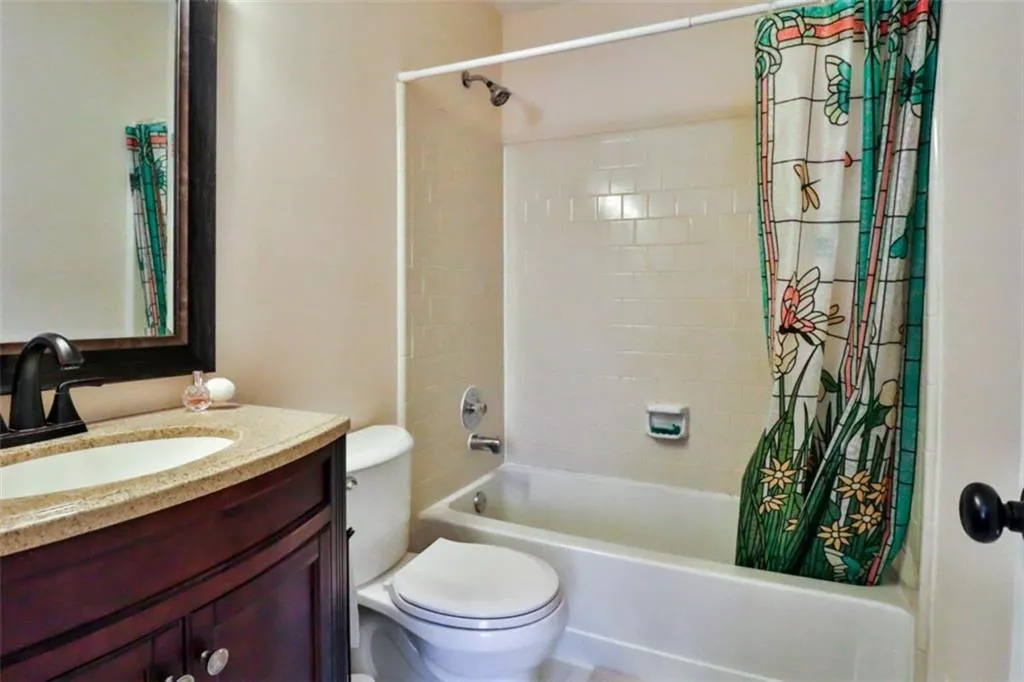801 Wedgewood Way, Sandy Springs, Georgia 30350, 3 Bedrooms Bedrooms, ,2 BathroomsBathrooms,Residential,Sold,801 Wedgewood Way,7021432