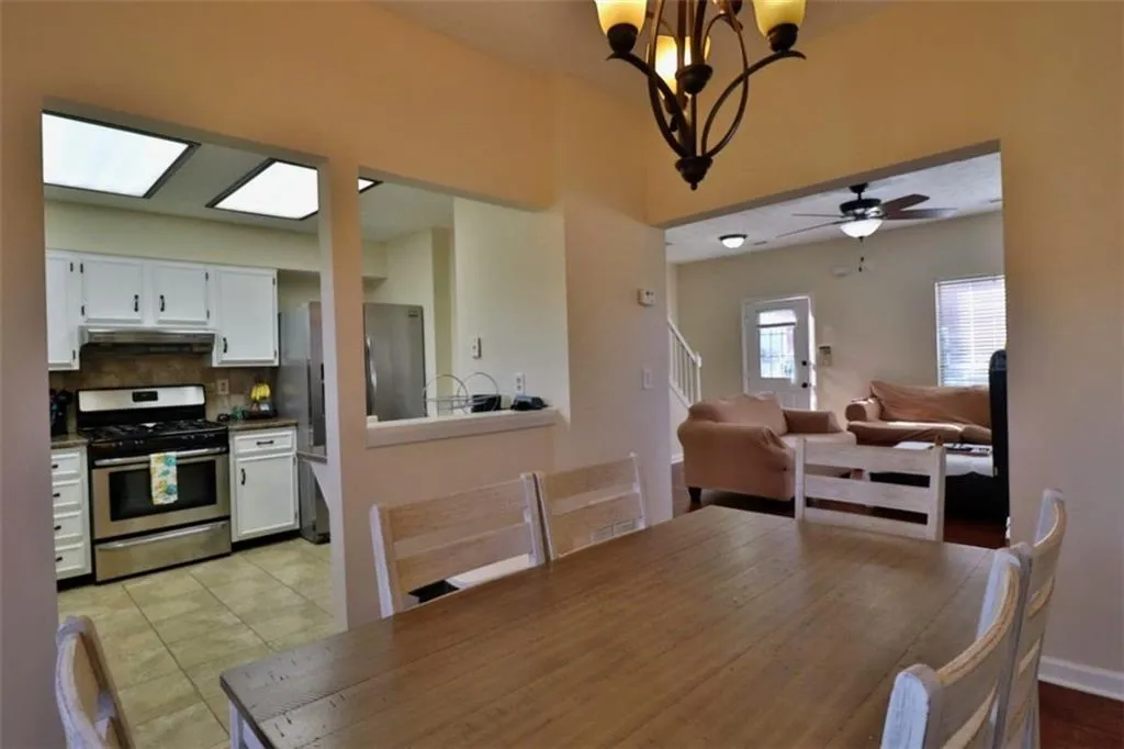 801 Wedgewood Way, Sandy Springs, Georgia 30350, 3 Bedrooms Bedrooms, ,2 BathroomsBathrooms,Residential,Sold,801 Wedgewood Way,7021432