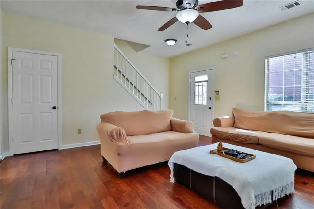 801 Wedgewood Way, Sandy Springs, Georgia 30350, 3 Bedrooms Bedrooms, ,2 BathroomsBathrooms,Residential,Sold,801 Wedgewood Way,7021432