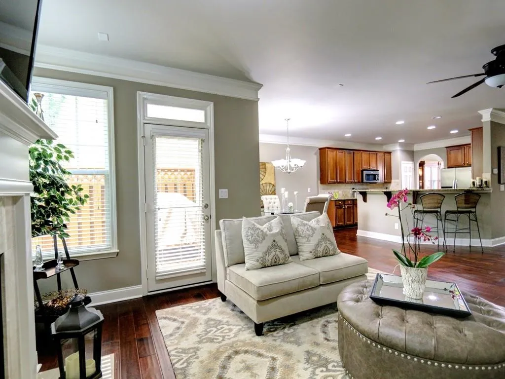 2078 Cobblestone Circle Unit 2078, Brookhaven, Georgia 30319, 3 Bedrooms Bedrooms, ,3 BathroomsBathrooms,Residential,Sold,2078 Cobblestone Circle Unit 2078,5778026
