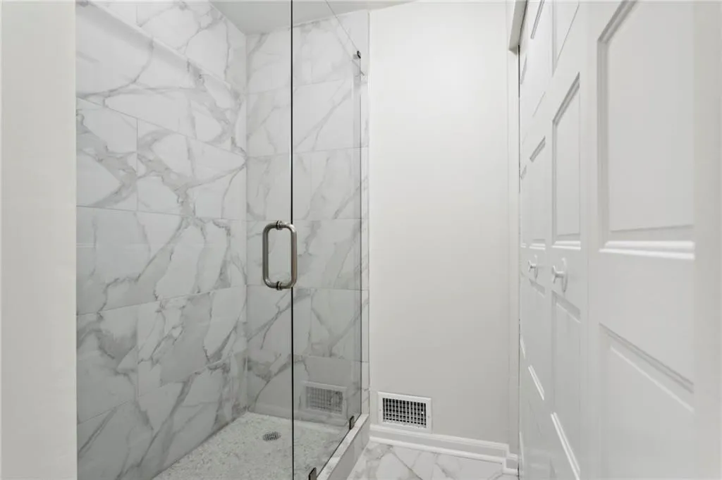 5650 Chemin De Vie Ne, Atlanta, Georgia 30342, 2 Bedrooms Bedrooms, ,2 BathroomsBathrooms,Residential,Sold,5650 Chemin De Vie Ne,7058469