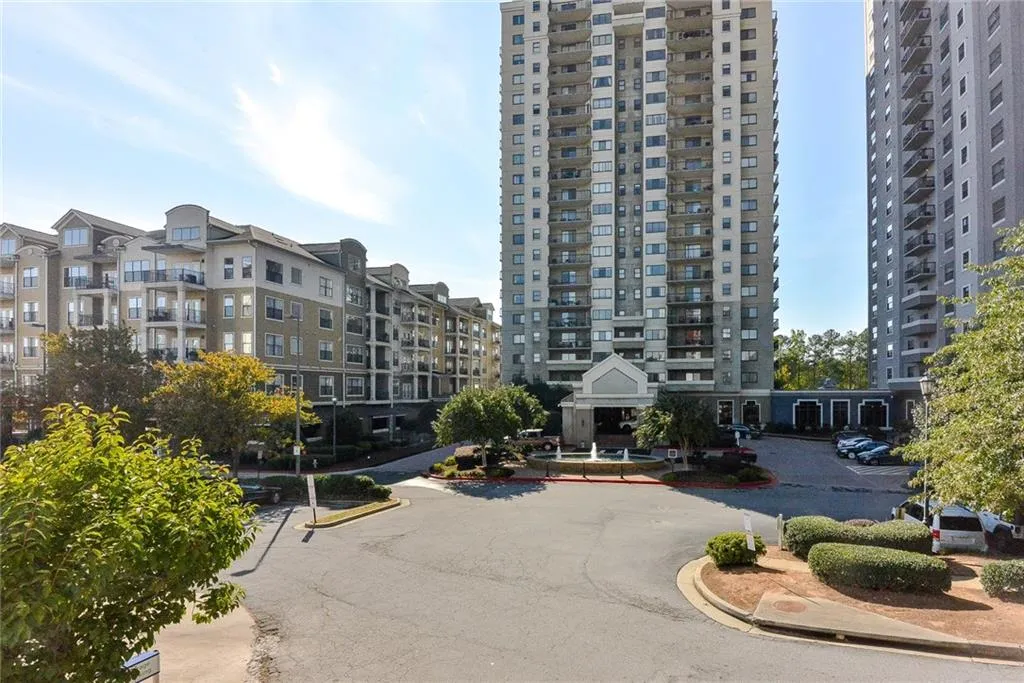 795 Hammond Drive Unit 201, Atlanta, Georgia 30328, 2 Bedrooms Bedrooms, ,1 BathroomBathrooms,Residential,Sold,795 Hammond Drive Unit 201,6116128
