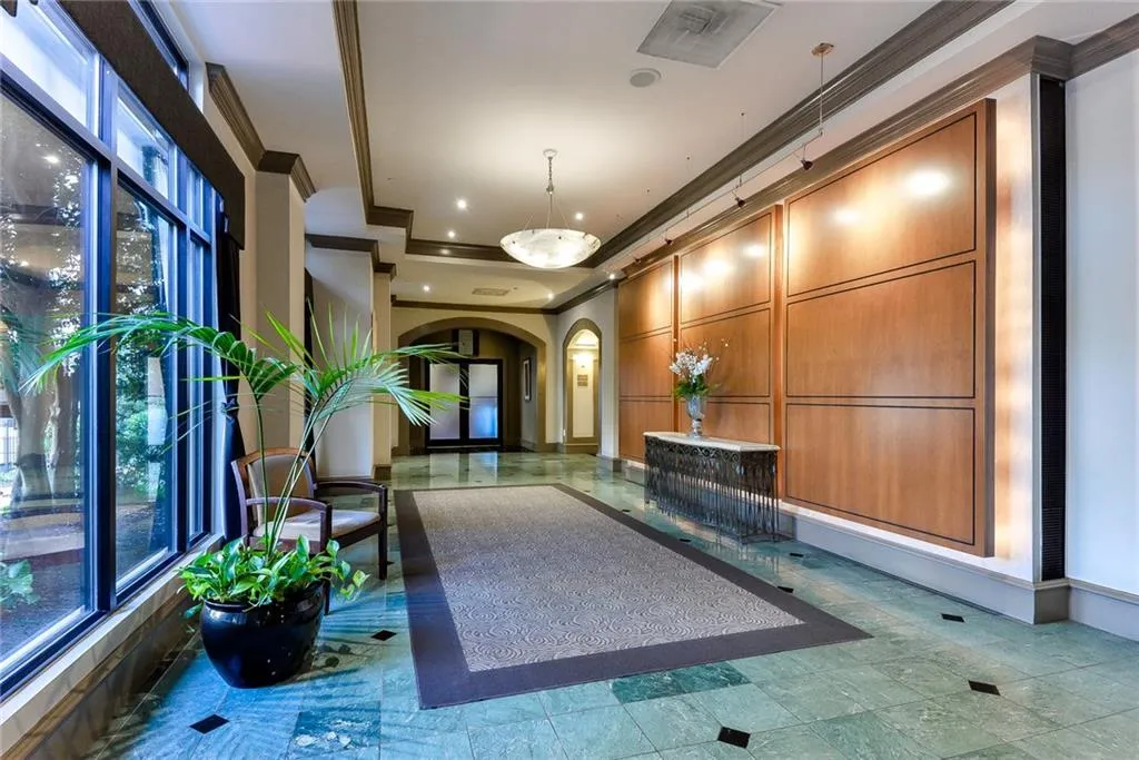 795 Hammond Drive Unit 201, Atlanta, Georgia 30328, 2 Bedrooms Bedrooms, ,1 BathroomBathrooms,Residential,Sold,795 Hammond Drive Unit 201,6116128