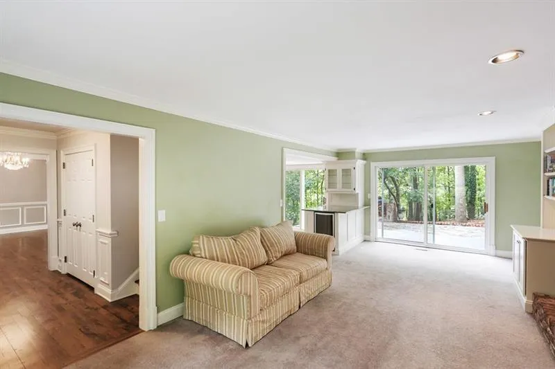 365 Thornwood Drive, Sandy Springs, Georgia 30328, 4 Bedrooms Bedrooms, ,2 BathroomsBathrooms,Residential,Sold,365 Thornwood Drive,6661834