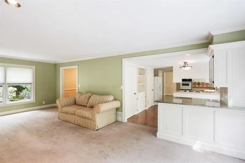 365 Thornwood Drive, Sandy Springs, Georgia 30328, 4 Bedrooms Bedrooms, ,2 BathroomsBathrooms,Residential,Sold,365 Thornwood Drive,6661834