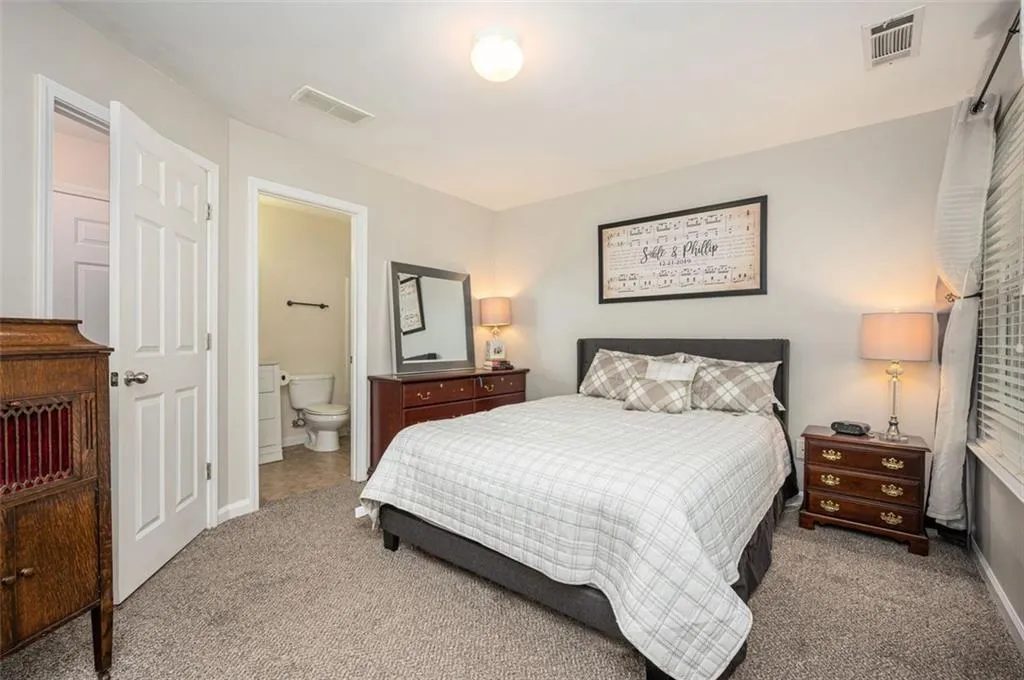 1761 Liberty Parkway Nw, Atlanta, Georgia 30318, 2 Bedrooms Bedrooms, ,2 BathroomsBathrooms,Residential,For Sale,1761 Liberty Parkway Nw,7668154