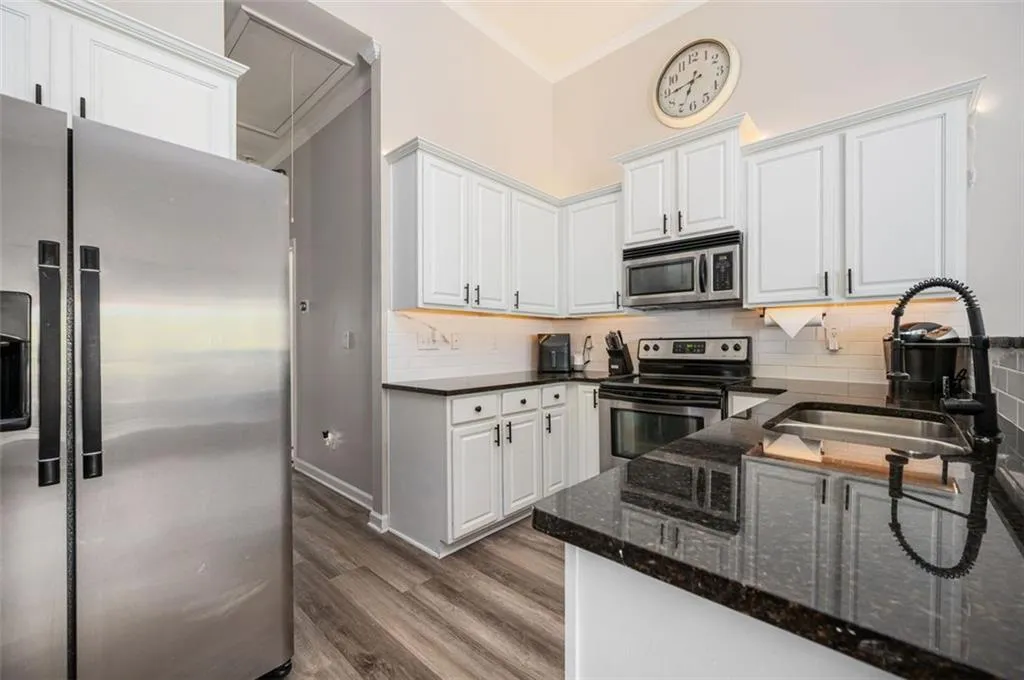 1761 Liberty Parkway Nw, Atlanta, Georgia 30318, 2 Bedrooms Bedrooms, ,2 BathroomsBathrooms,Residential,For Sale,1761 Liberty Parkway Nw,7668154