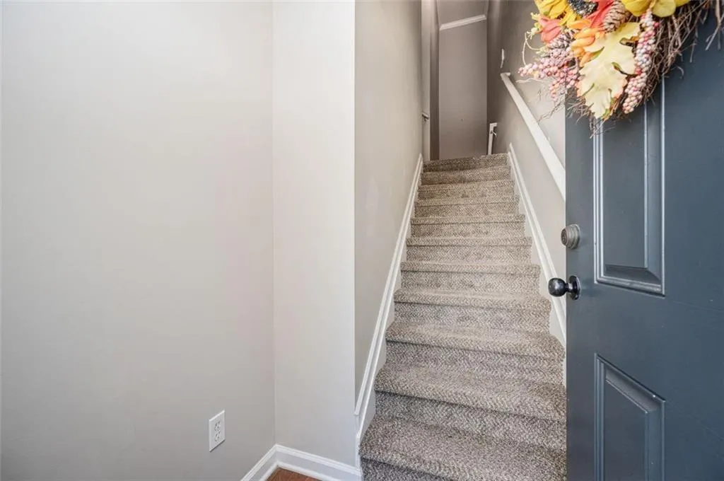 1761 Liberty Parkway Nw, Atlanta, Georgia 30318, 2 Bedrooms Bedrooms, ,2 BathroomsBathrooms,Residential,For Sale,1761 Liberty Parkway Nw,7668154
