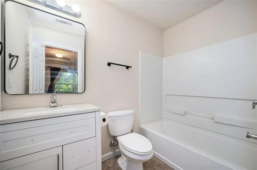 1761 Liberty Parkway Nw, Atlanta, Georgia 30318, 2 Bedrooms Bedrooms, ,2 BathroomsBathrooms,Residential,For Sale,1761 Liberty Parkway Nw,7668154