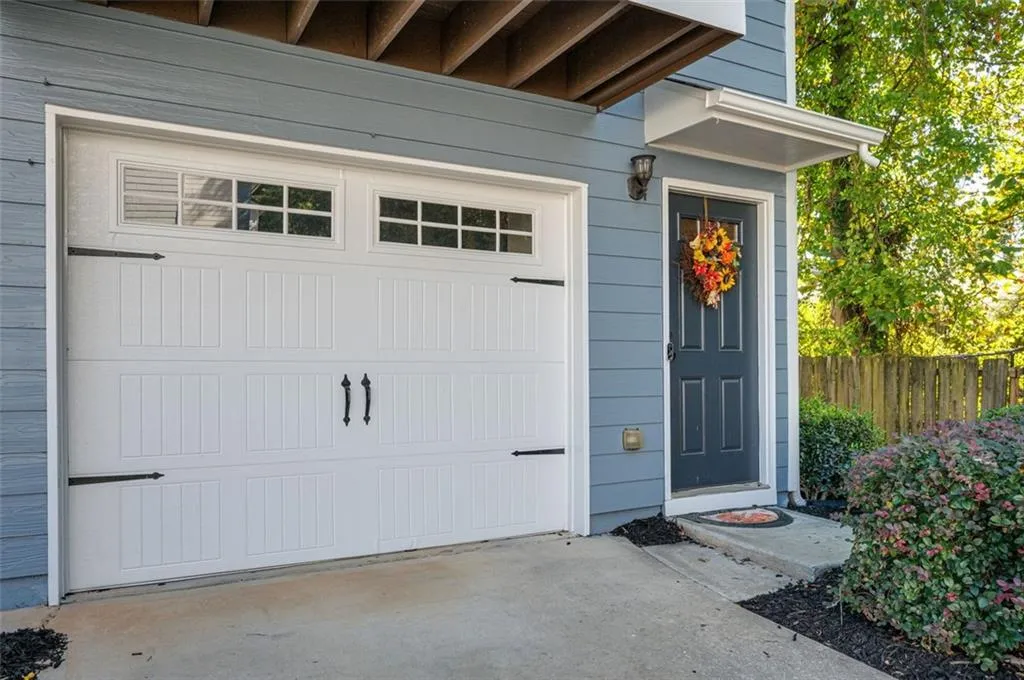 1761 Liberty Parkway Nw, Atlanta, Georgia 30318, 2 Bedrooms Bedrooms, ,2 BathroomsBathrooms,Residential,For Sale,1761 Liberty Parkway Nw,7668154