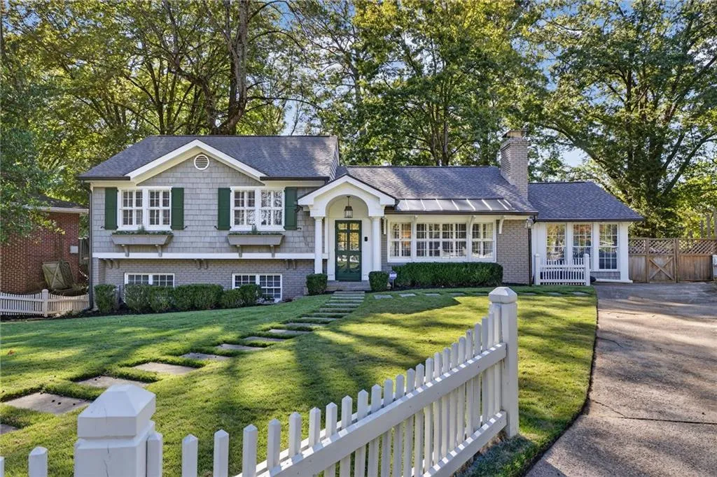 1072 Northcliffe Drive Nw, Atlanta, Georgia 30318, 4 Bedrooms Bedrooms, ,3 BathroomsBathrooms,Residential,For Sale,1072 Northcliffe Drive Nw,7676489