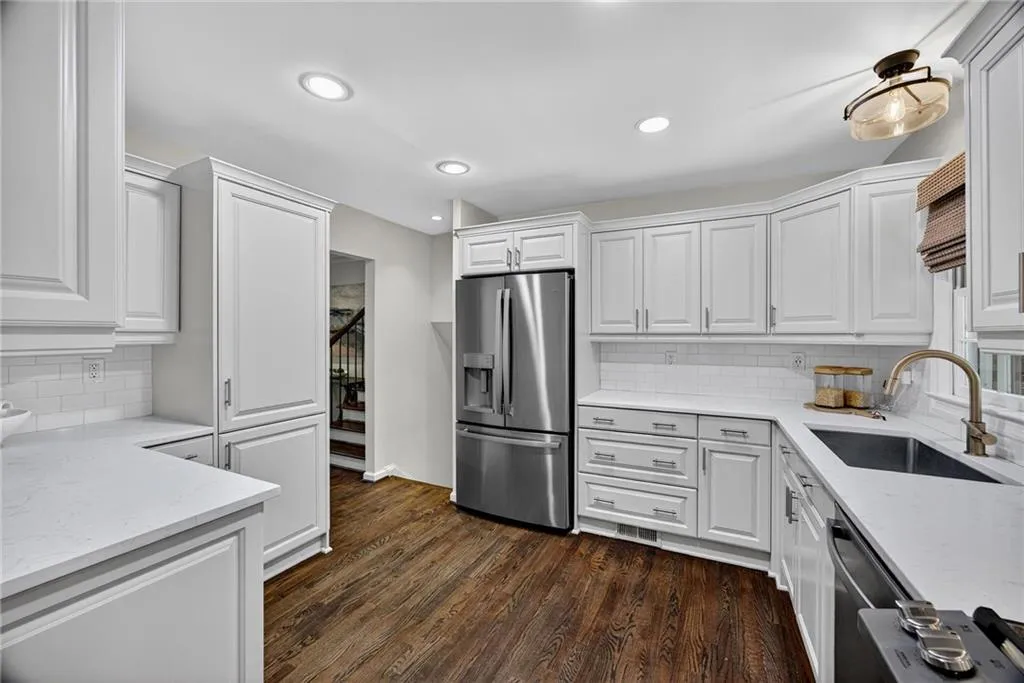 1072 Northcliffe Drive Nw, Atlanta, Georgia 30318, 4 Bedrooms Bedrooms, ,3 BathroomsBathrooms,Residential,For Sale,1072 Northcliffe Drive Nw,7676489