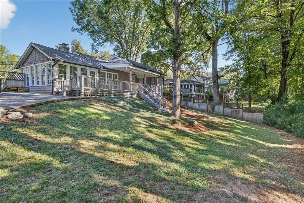 1072 Northcliffe Drive Nw, Atlanta, Georgia 30318, 4 Bedrooms Bedrooms, ,3 BathroomsBathrooms,Residential,For Sale,1072 Northcliffe Drive Nw,7676489