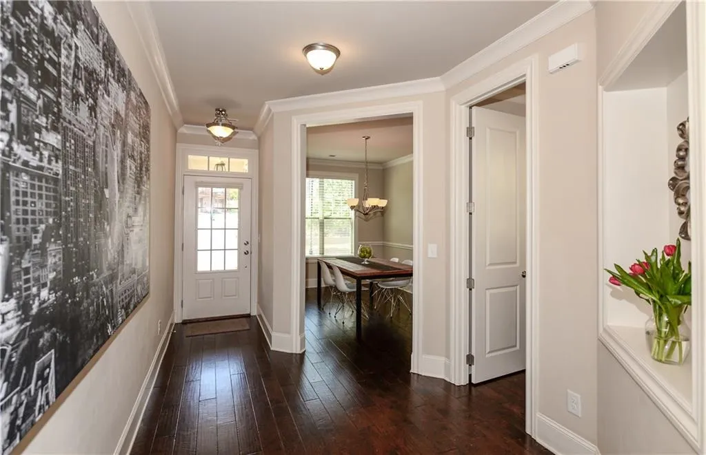 7645 Highland Bluff, Sandy Springs, Georgia 30328, 4 Bedrooms Bedrooms, ,2 BathroomsBathrooms,Residential,Sold,7645 Highland Bluff,5724167