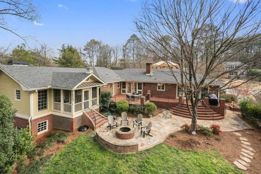 4420 Skyland Drive Ne, Atlanta, Georgia 30342, 5 Bedrooms Bedrooms, ,4 BathroomsBathrooms,Residential,Sold,4420 Skyland Drive Ne,5800548