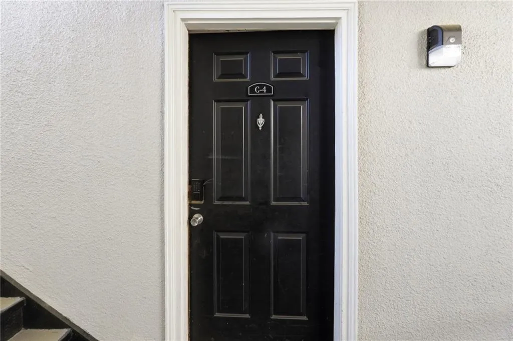 1150 Collier Road Nw Unit 4c, Atlanta, Georgia 30318, 1 Bedroom Bedrooms, 0 ,1 BathroomBathrooms,Residential,For Sale,1150 Collier Road Nw Unit 4c,7751681