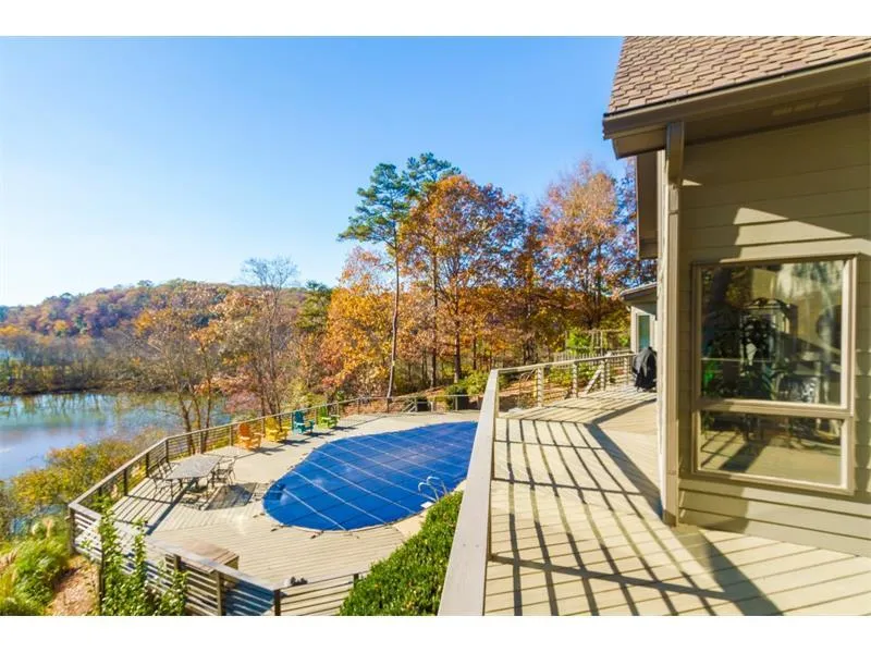 8180 Landing S, Sandy Springs, Georgia 30350, 5 Bedrooms Bedrooms, ,5 BathroomsBathrooms,Residential,Sold,8180 Landing S,5775825