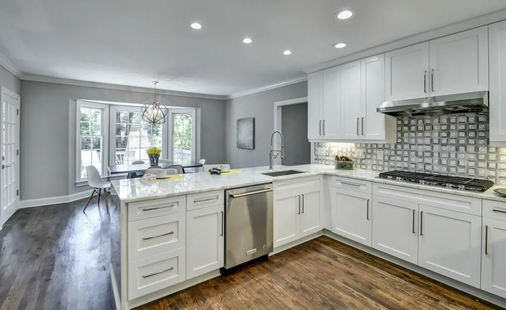 100 Breakwater Circle, Sandy Springs, Georgia 30328, 5 Bedrooms Bedrooms, ,4 BathroomsBathrooms,Residential,Sold,100 Breakwater Circle,6023095