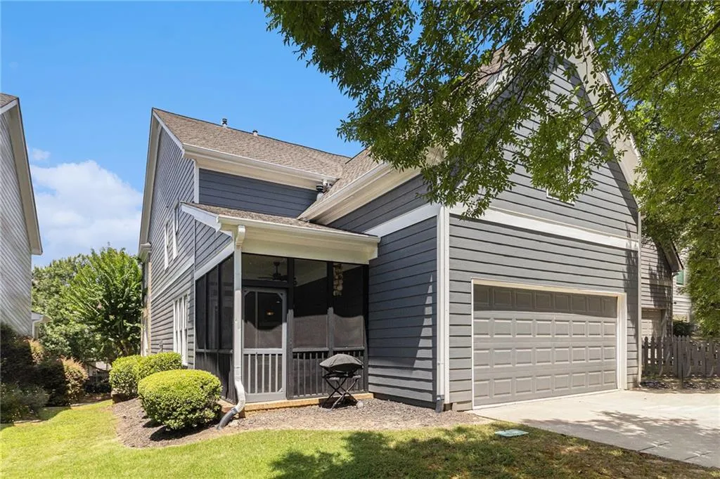 1647 Dupont Commons Drive Nw, Atlanta, Georgia 30318, 3 Bedrooms Bedrooms, ,2 BathroomsBathrooms,Residential,For Sale,1647 Dupont Commons Drive Nw,7619036