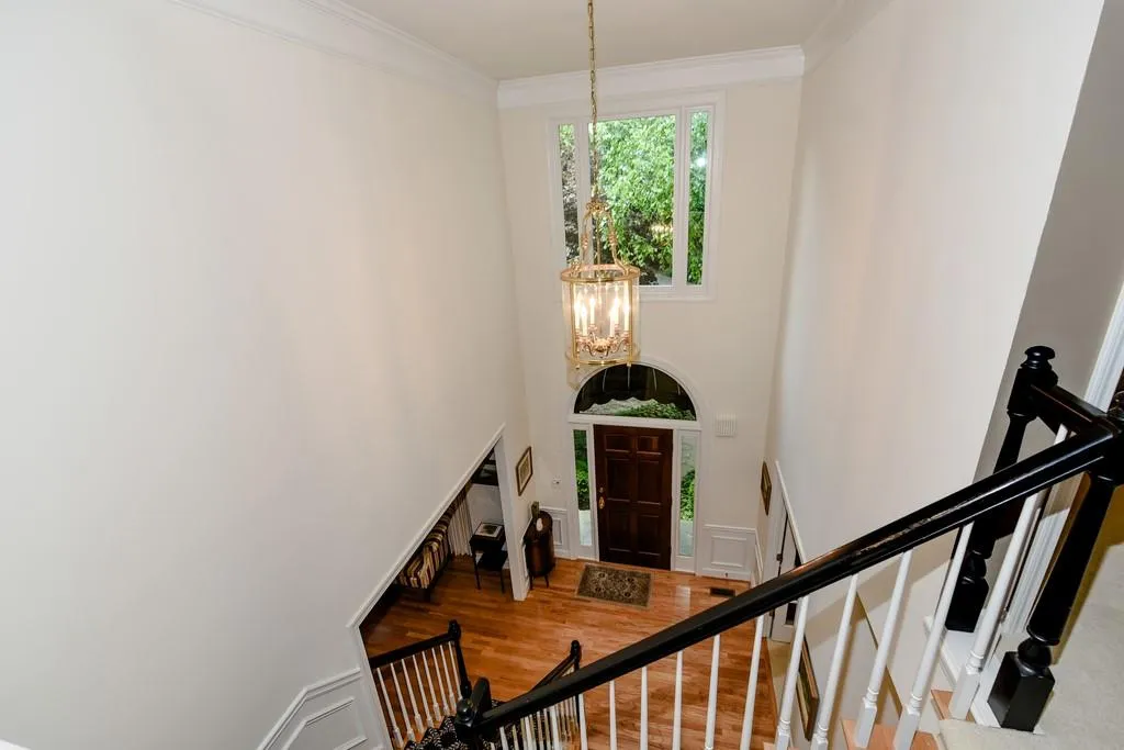 575 Taunton Way Ne, Atlanta, Georgia 30319, 4 Bedrooms Bedrooms, ,4 BathroomsBathrooms,Residential,Sold,575 Taunton Way Ne,6579545