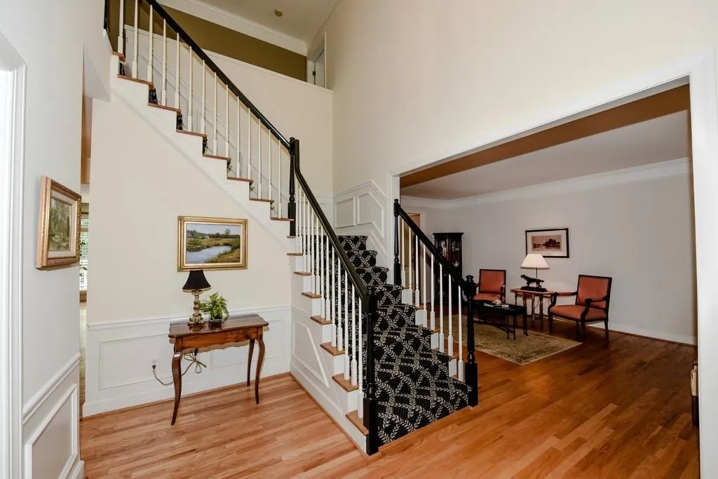 575 Taunton Way Ne, Atlanta, Georgia 30319, 4 Bedrooms Bedrooms, ,4 BathroomsBathrooms,Residential,Sold,575 Taunton Way Ne,6579545