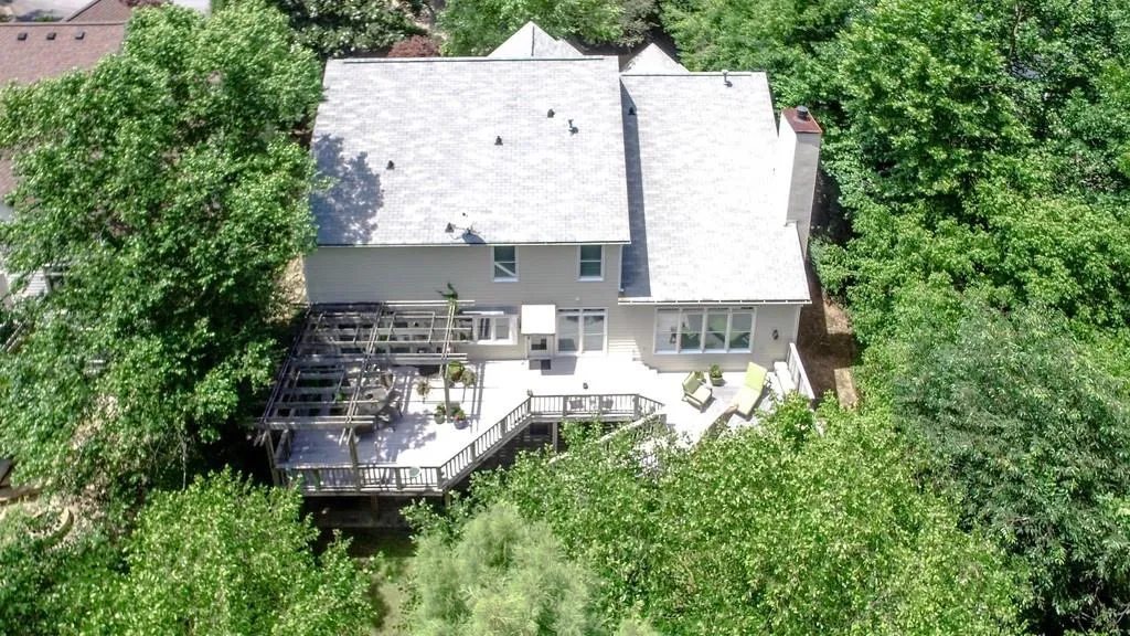 575 Taunton Way Ne, Atlanta, Georgia 30319, 4 Bedrooms Bedrooms, ,4 BathroomsBathrooms,Residential,Sold,575 Taunton Way Ne,6579545