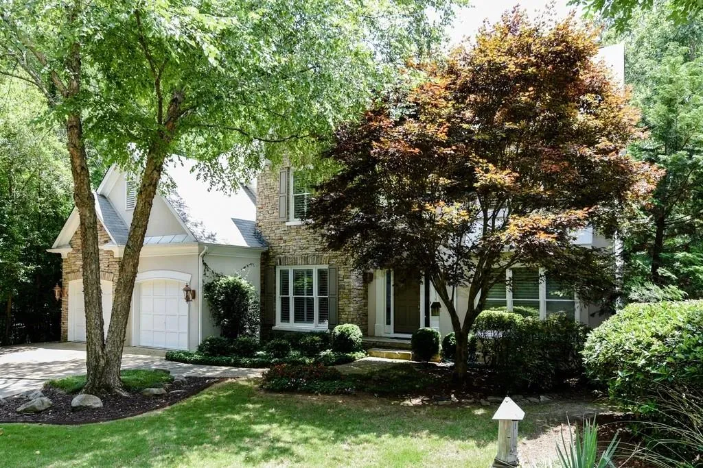 575 Taunton Way Ne, Atlanta, Georgia 30319, 4 Bedrooms Bedrooms, ,4 BathroomsBathrooms,Residential,Sold,575 Taunton Way Ne,6579545