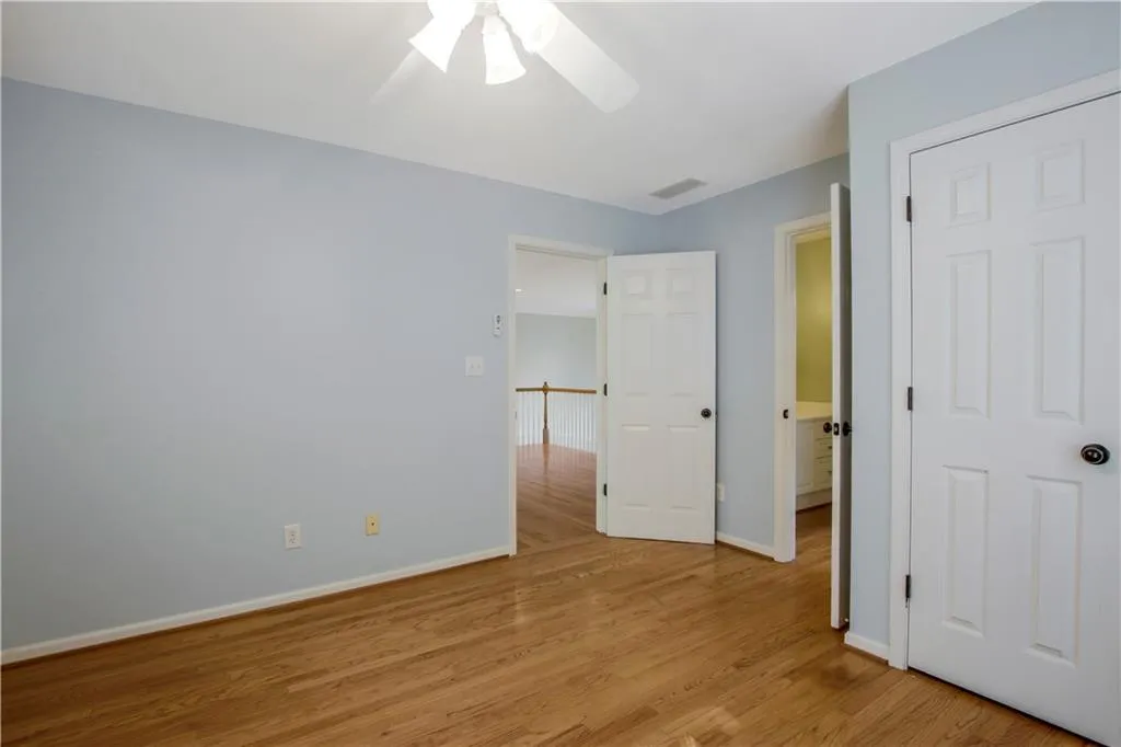 225 Ledgemont Court, Sandy Springs, Georgia 30342, 5 Bedrooms Bedrooms, ,4 BathroomsBathrooms,Residential,Sold,225 Ledgemont Court,6778220