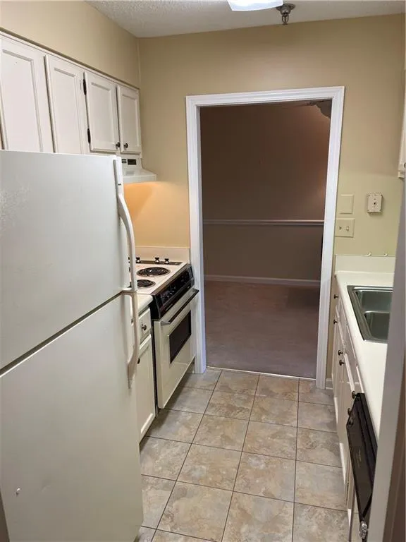 300 Johnson Ferry Road Ne Unit A503, Atlanta, Georgia 30328, 2 Bedrooms Bedrooms, ,2 BathroomsBathrooms,Residential,Sold,300 Johnson Ferry Road Ne Unit A503,6831442