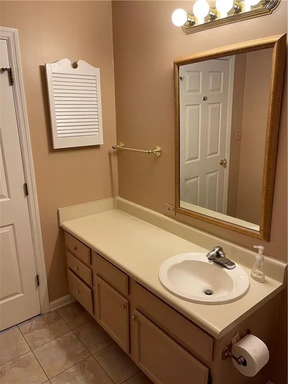 300 Johnson Ferry Road Ne Unit A503, Atlanta, Georgia 30328, 2 Bedrooms Bedrooms, ,2 BathroomsBathrooms,Residential,Sold,300 Johnson Ferry Road Ne Unit A503,6831442