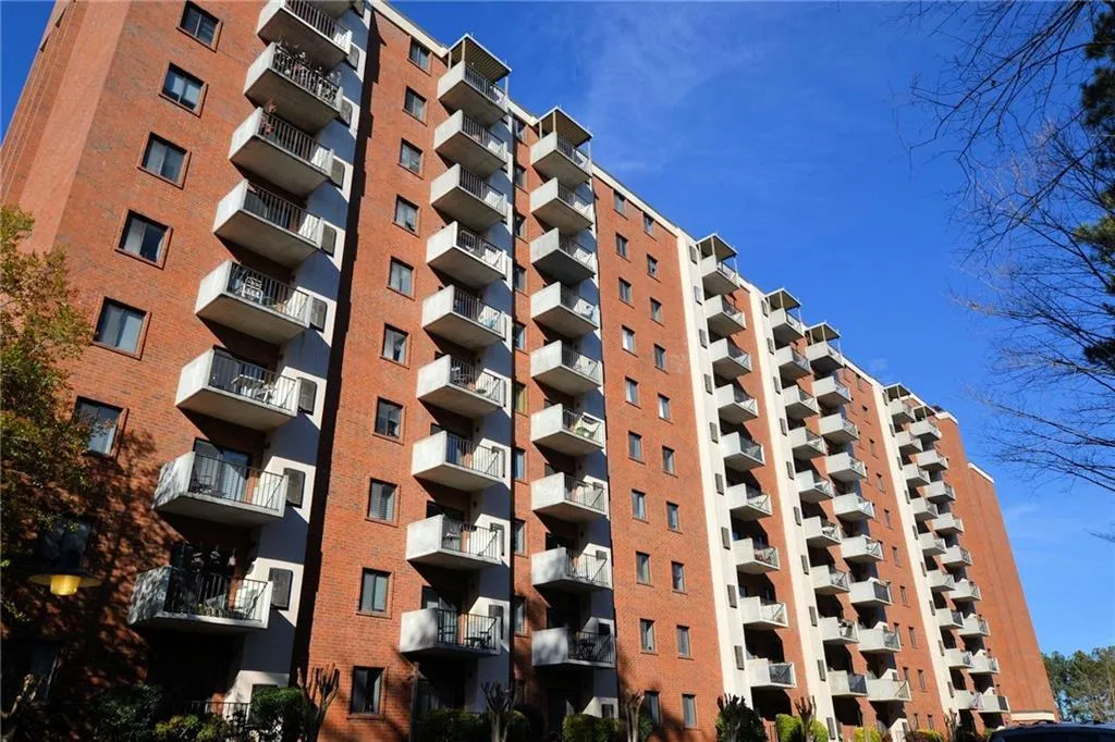 300 Johnson Ferry Road Ne Unit A503, Atlanta, Georgia 30328, 2 Bedrooms Bedrooms, ,2 BathroomsBathrooms,Residential,Sold,300 Johnson Ferry Road Ne Unit A503,6831442