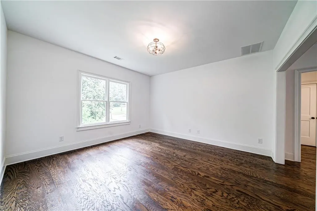 281 Green Hill Road, Sandy Springs, Georgia 30342, 4 Bedrooms Bedrooms, ,3 BathroomsBathrooms,Residential,Sold,281 Green Hill Road,6747189