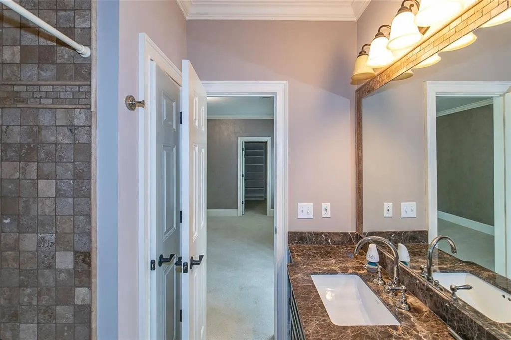 421 Oakmont Place, Sandy Springs, Georgia 30327, 6 Bedrooms Bedrooms, ,7 BathroomsBathrooms,Residential,Sold,421 Oakmont Place,7178917