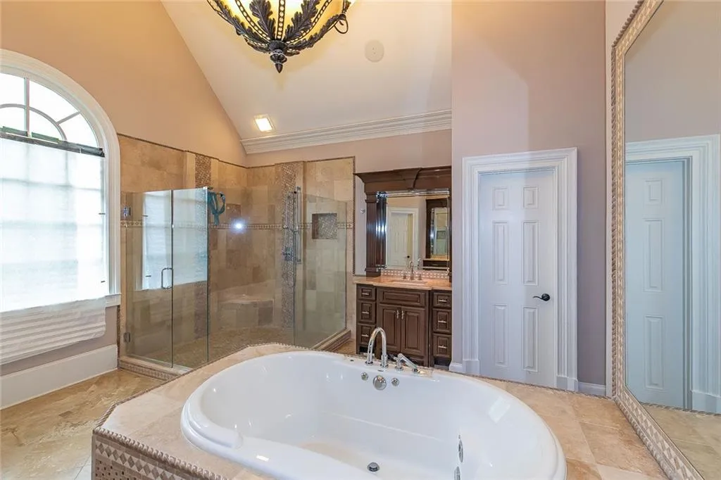 421 Oakmont Place, Sandy Springs, Georgia 30327, 6 Bedrooms Bedrooms, ,7 BathroomsBathrooms,Residential,Sold,421 Oakmont Place,7178917