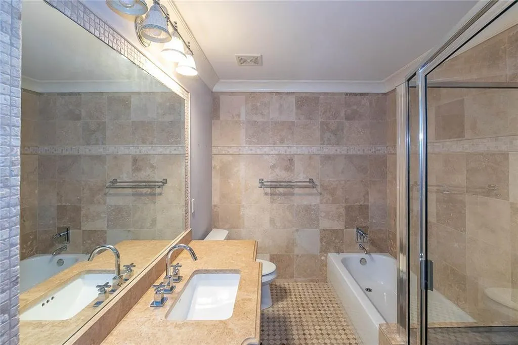 421 Oakmont Place, Sandy Springs, Georgia 30327, 6 Bedrooms Bedrooms, ,7 BathroomsBathrooms,Residential,Sold,421 Oakmont Place,7178917