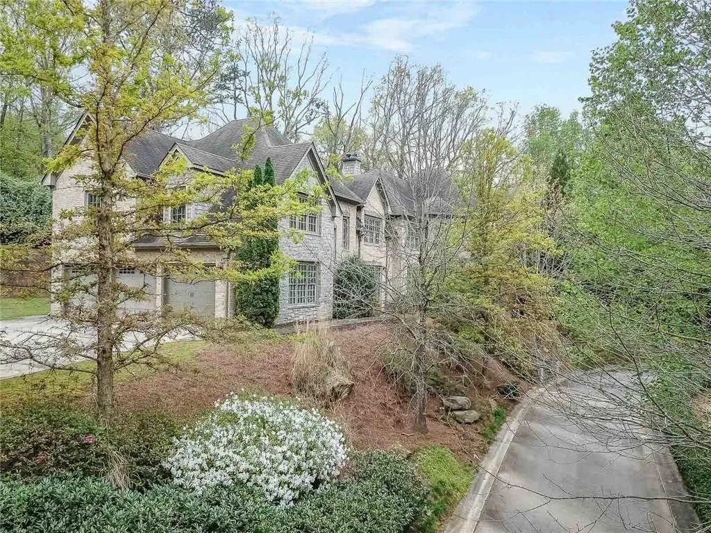421 Oakmont Place, Sandy Springs, Georgia 30327, 6 Bedrooms Bedrooms, ,7 BathroomsBathrooms,Residential,Sold,421 Oakmont Place,7178917
