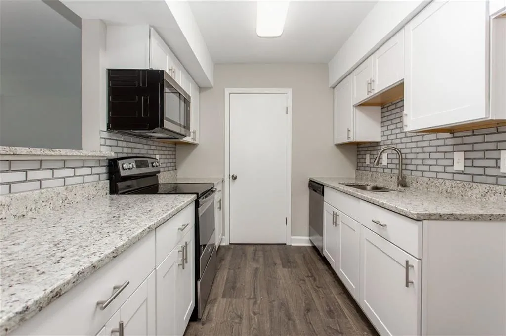 3002 Wingate Way Unit #3002, Atlanta, Georgia 30350, 1 Bedroom Bedrooms, ,1 BathroomBathrooms,Residential,Sold,3002 Wingate Way Unit #3002,6874054