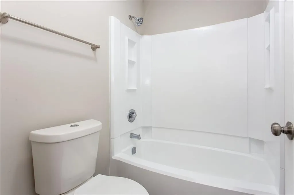 3002 Wingate Way Unit #3002, Atlanta, Georgia 30350, 1 Bedroom Bedrooms, ,1 BathroomBathrooms,Residential,Sold,3002 Wingate Way Unit #3002,6874054