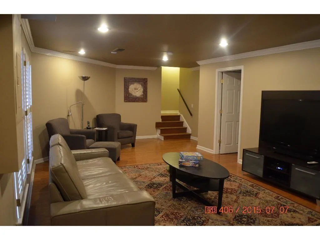 125 Bayvale Court Ne, Sandy Springs, Georgia 30328, 5 Bedrooms Bedrooms, ,4 BathroomsBathrooms,Residential,Sold,125 Bayvale Court Ne,5664383