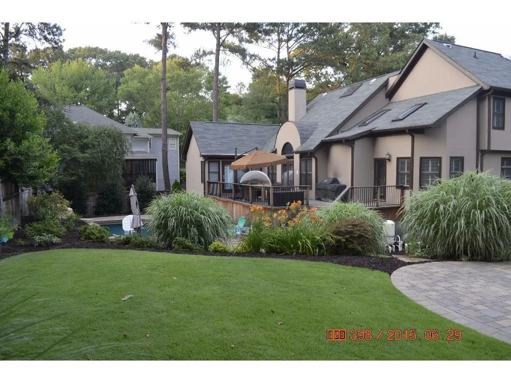 125 Bayvale Court Ne, Sandy Springs, Georgia 30328, 5 Bedrooms Bedrooms, ,4 BathroomsBathrooms,Residential,Sold,125 Bayvale Court Ne,5664383