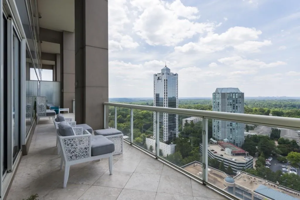 2881 Peachtree Road Unit 2401, Atlanta, Georgia 30305, 3 Bedrooms Bedrooms, ,3 BathroomsBathrooms,Residential,Sold,2881 Peachtree Road Unit 2401,5698966